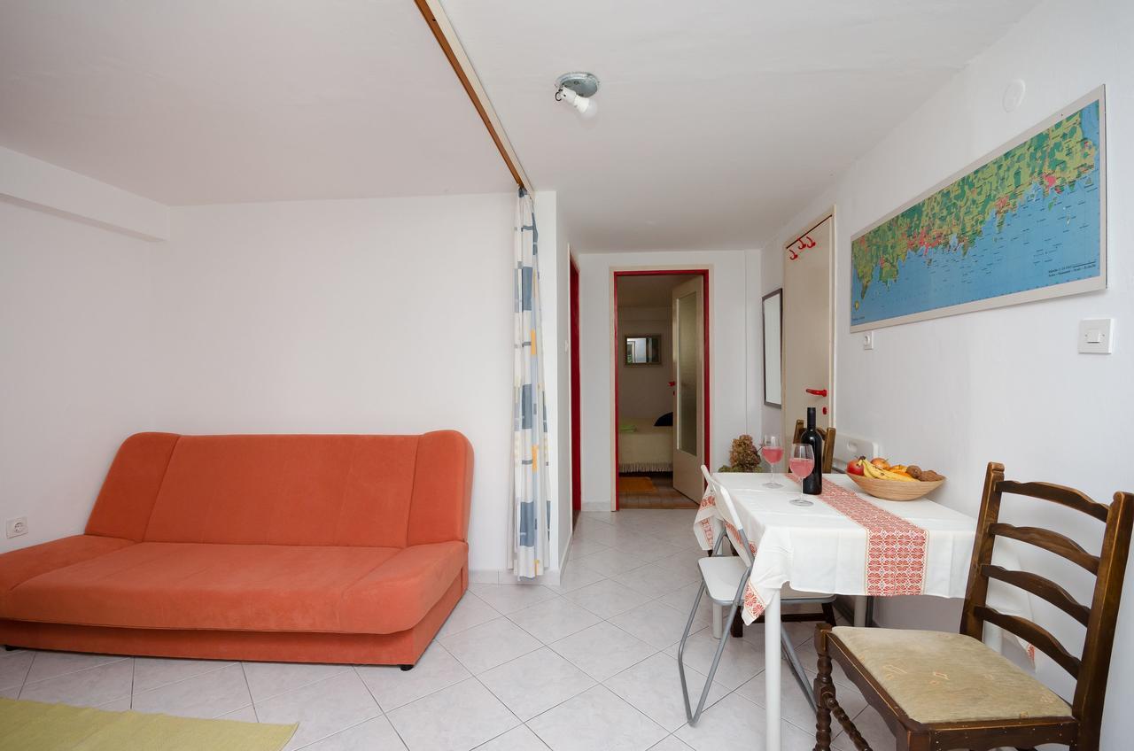 Apartments Milan Poreč Exterior foto